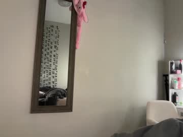 sophiasecretsx's chat room