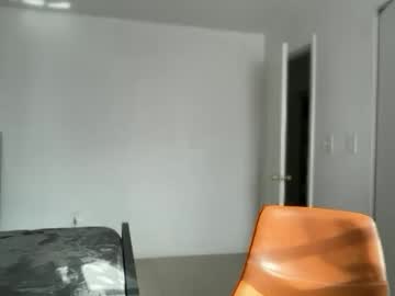 little_lies's chat room