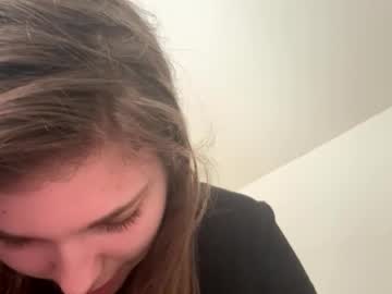 deepthroatqueen33's chat room