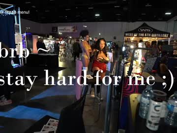 vivid_whit's chat room