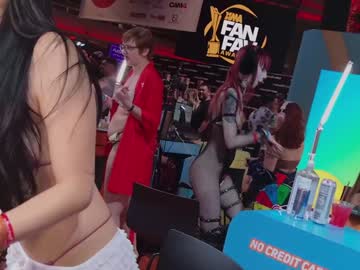 bunnydollstella's chat room