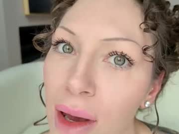 angelbabyphoebe's chat room