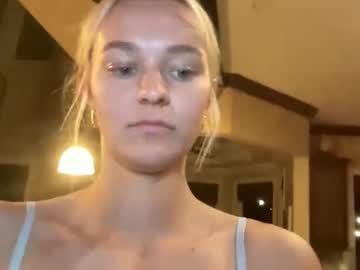 chloexbabe's chat room