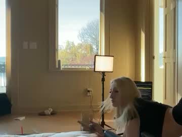 clairewalkerr's chat room