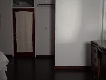 chloewildd's chat room