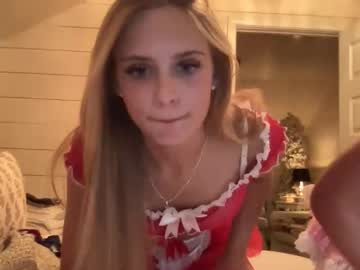 carlybora's chat room