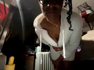 wynterheat's chat room