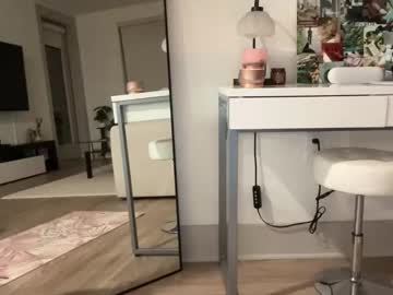 luvaimee's chat room