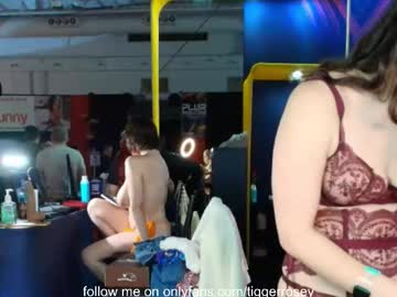 tiggerrosey's chat room