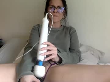 sweetriddance's chat room