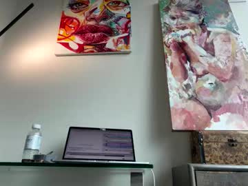 hawt_ass_milf's chat room