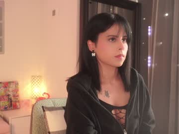 mysticxkitty's chat room