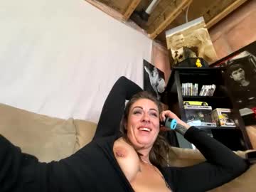 coupleoffantastics's chat room