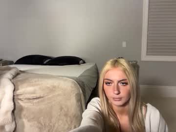 chloeros3e's chat room