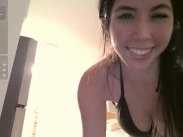 lilylustxoxo's chat room