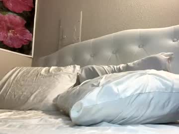 hawaiigirl_'s chat room