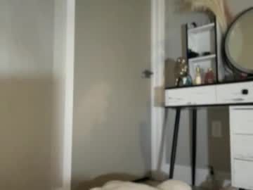 _natycutei19's chat room