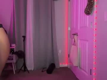 brielledaviss's chat room