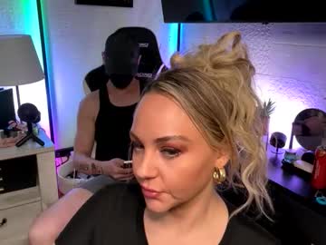 cumguzzlingskank's chat room