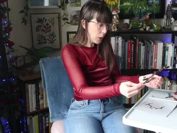 ellynaomi's chat room