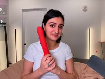 maevemads's chat room