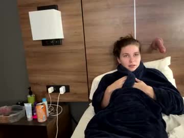 deepthroatqueen33's chat room