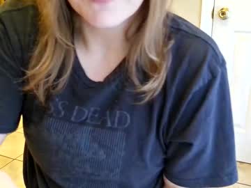 tinywithtiddies's chat room