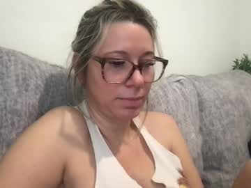 texas_blonde's chat room