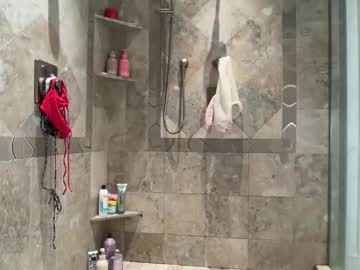 lilymaeee's chat room