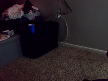 kiki_and_daddy_'s chat room