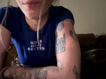 ashleetoocute's chat room