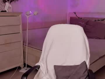 leilalafleur_'s chat room