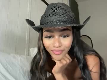 _avamonroe's chat room