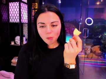 alma_pearl's chat room