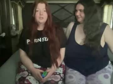 scarletttsinner's chat room