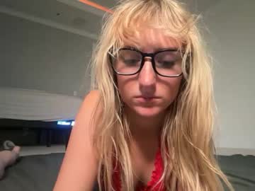 lilybrown07's chat room