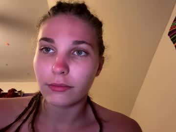 deepthroatqueen33's chat room