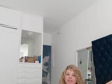 theislandgirl's chat room