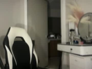 _natycutei19's chat room