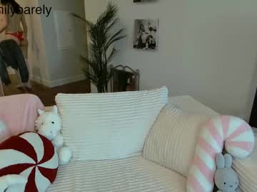 emilyybarely's chat room