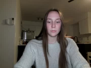 juicysavanah's chat room