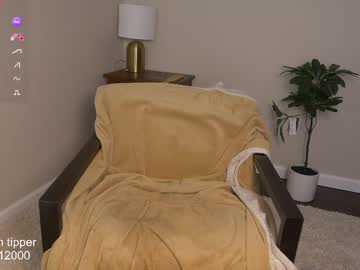 reign_rellic_'s chat room