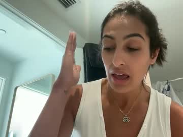 camiliakxoxo's chat room