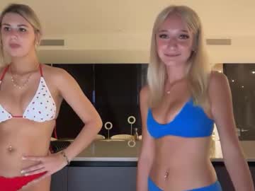 roxyrain2736's chat room