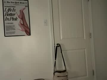 mollyxxxmoon's chat room