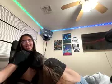 sexylatina22493587's chat room