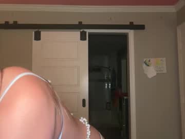 theoneandonlyava's chat room