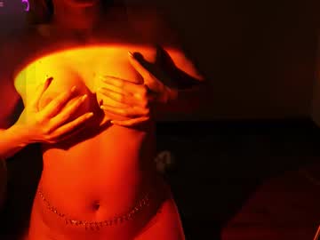 moonelly's chat room