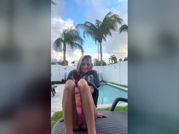 juleeahh's chat room