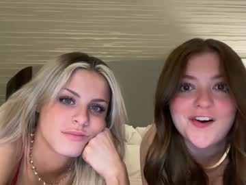 ella_hill's chat room